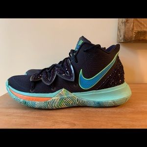 Men’s Kyrie 5 UFO size 11